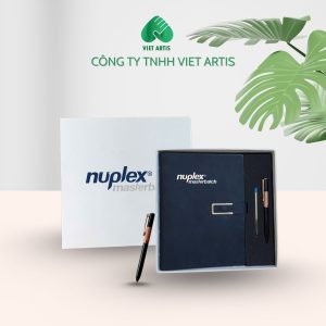 Bộ quà tặng sổ tay kèm bút ký.