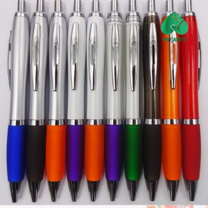 Bút bi in logo quảng cáo nhiều màu