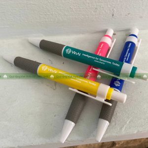Bút bi in / khắc logo theo yêu cầu