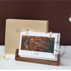 Lịch để bàn gỗ 2023